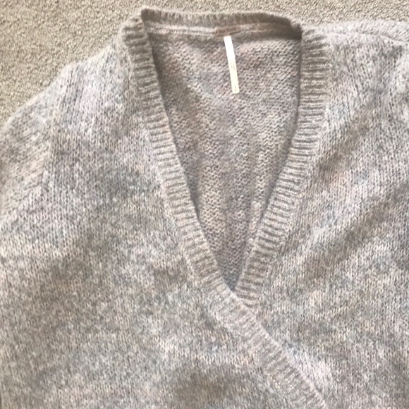FREE PEOPLE SWEATER KARINA SLOUCHY WRAP PULLOVER SIZE SMALL - Picture 4 of 7